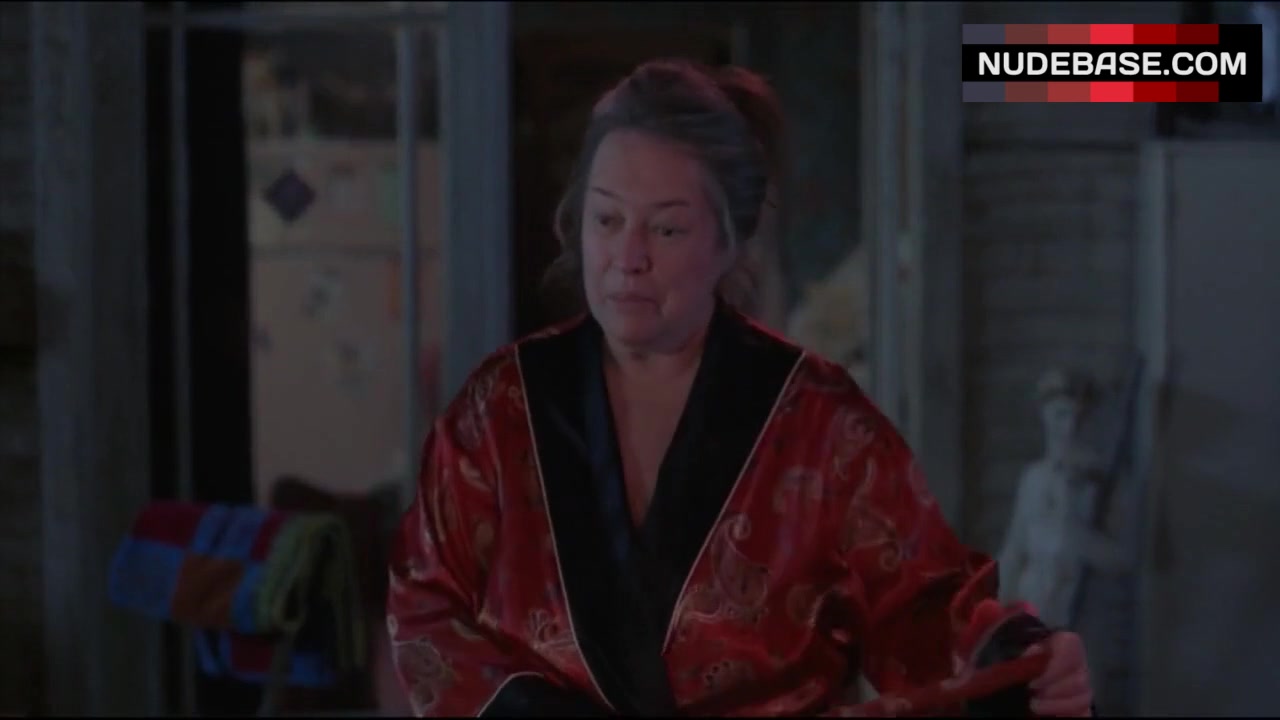 Kathy Bates Shows Nude Boobs And Butt About Schmidt Nudebase
