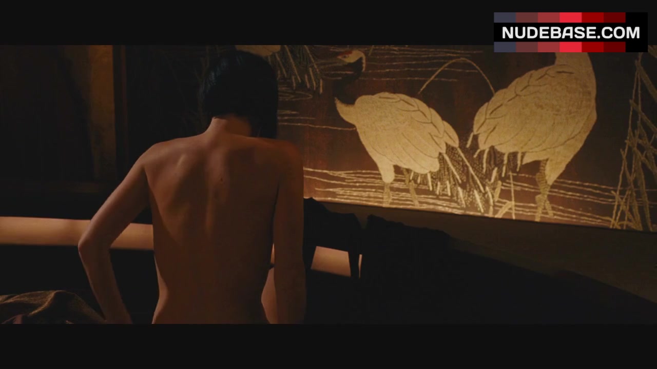 Charlize Theron Naked Scene Aeon Flux Nudebase