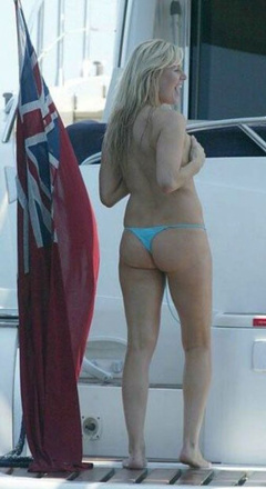 5. Abi Titmuss Naked – blue bikini, 2006