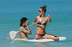 7. Alessandra Ambrosio – bikini, 2010