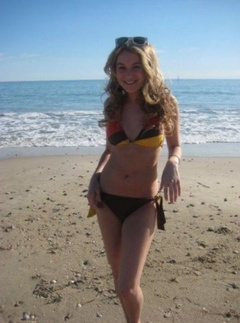 3. Alexa Vega – bikini, 2009