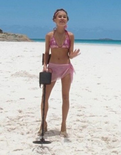 14. Alexis Dziena Sexy – Fool's Gold, 2008