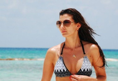 8. Ali Landry – bikini, 2009