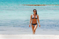 11. Ali Landry – bikini, 2009