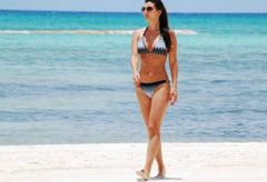 14. Ali Landry – bikini, 2009