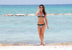 15. Ali Landry – bikini, 2009