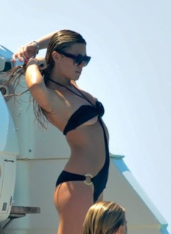 4. Abigail Clancy – bikini, 2009