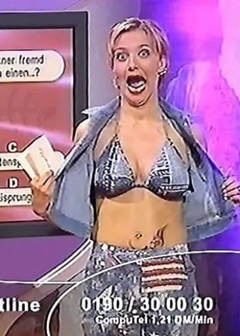2. Alida-Nadine Kurras Sexy – Hotline ad