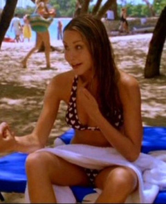 4. Amanda Bynes Sexy – Lovewrecked, 2006