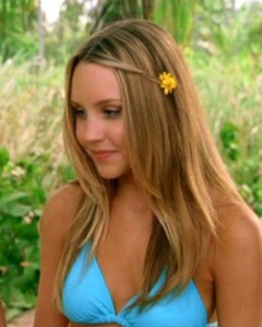 12. Amanda Bynes Sexy – Lovewrecked, 2006