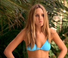 14. Amanda Bynes Sexy – Lovewrecked, 2006