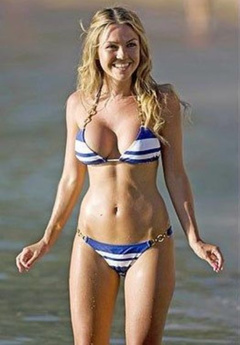 5. Adele Silva – bikini, 2008