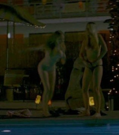 1. Amanda Seyfried Naked – Alpha Dog, 2006