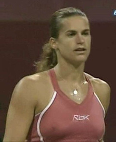3. Amelie Mauresmo – Qatar Open, 2006