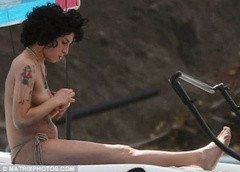 5. Amy Winehouse – Topless swimming, 2008
