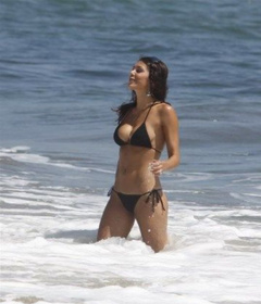 10. Adrianne Curry – bikini, 2009