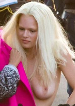 4. Anna Ewers – topless, 2014