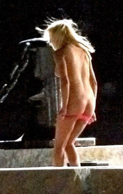 3. Anna Faris Naked – On the set of What's My Number, 2010