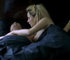 3. Anna Friel Naked – Me Without You, 2001