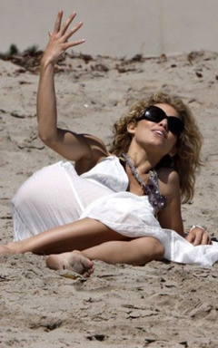 8. AnnaLynne McCord – bikini, 2009