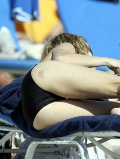 16. AnnaLynne McCord – black bikini, 2008