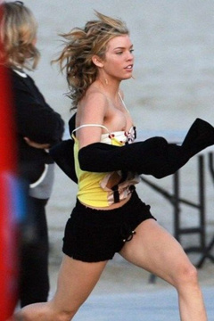12. AnnaLynne McCord – boob oops, 2008