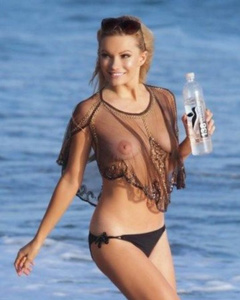 7. Caitlin O'Connor Topless – 138 Water, 2014