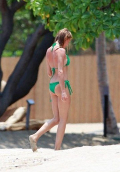 5. Cameron Diaz – bikini, 2009