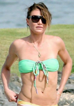 6. Cameron Diaz – bikini, 2009