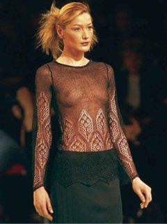 19. Carla Bruni Naked – Unknown Magazine