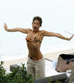 2. Carly Zucker – bikini, 2007