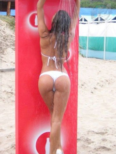 4. Carolina Ardohain – red bikini, 2009