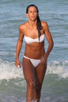 4. Carolina Baldini – bikini, 2009