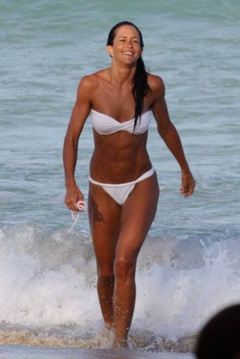 6. Carolina Baldini – bikini, 2009