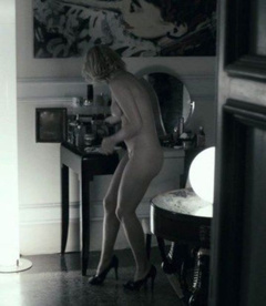 3. Carolina Crescentini Naked – L'industriale, 2011