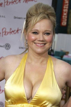 1. Caroline Rhea Sexy – The Perfect Man Premiere, 2005
