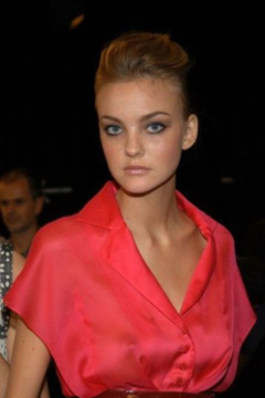 13. Caroline Trentini – catwalk oops, 2009