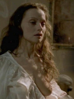 1. Catherine H. Flemming Naked – Il giovane Casanova, 2002