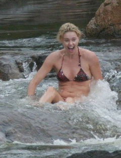 2. Charlize Theron – bikini, 2008