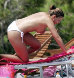 2. Charlotte Church – sunbathing, 2005