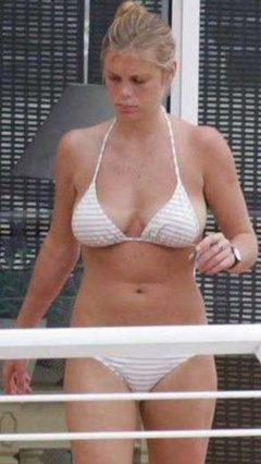 2. Chelsy Davy – bikini, 2007