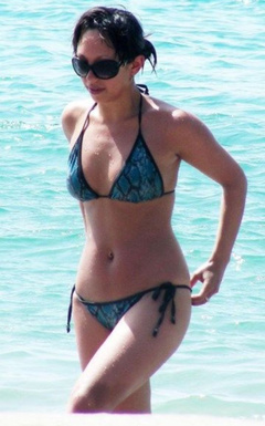 1. Cheryl Burke – bikini, 2009