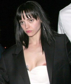 1. Christina Ricci – Nip slip, 2007