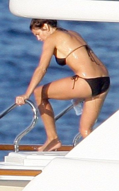 6. Cindy Crawford – bikini, 2009