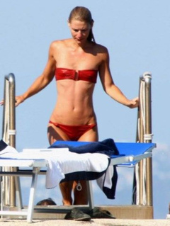 6. Claire Danes – red bikini, 2008