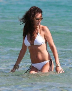 5. Claire Merry Sexy – bikini, 2009