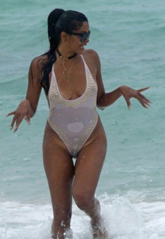 4. Claudia Jordan – see through, 2017