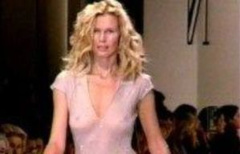 2. Claudia Schiffer – Pierre Balmain's Spring-Summer 2000, 1999