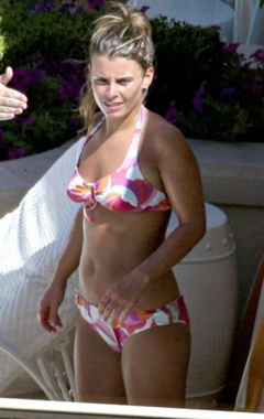 4. Coleen McLoughlin – bikini by the pool, 2007
