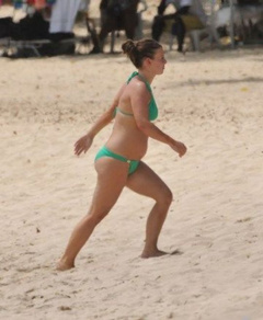 1. Coleen McLoughlin – bikini, 2009